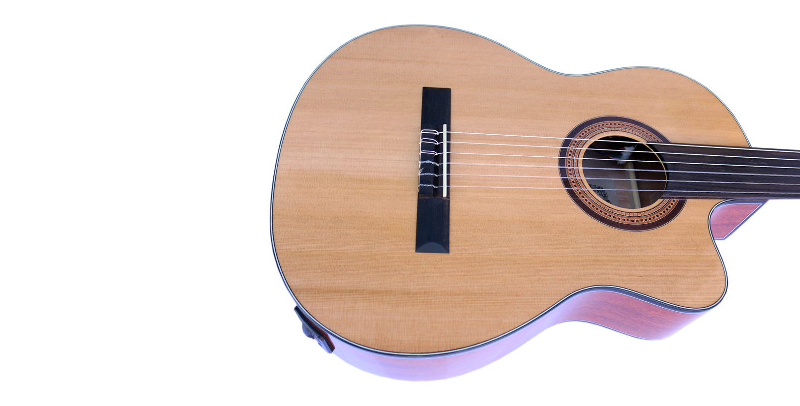 Båndløs klassisk guitar CP-4 — detalje af dæk, stol og lydhul