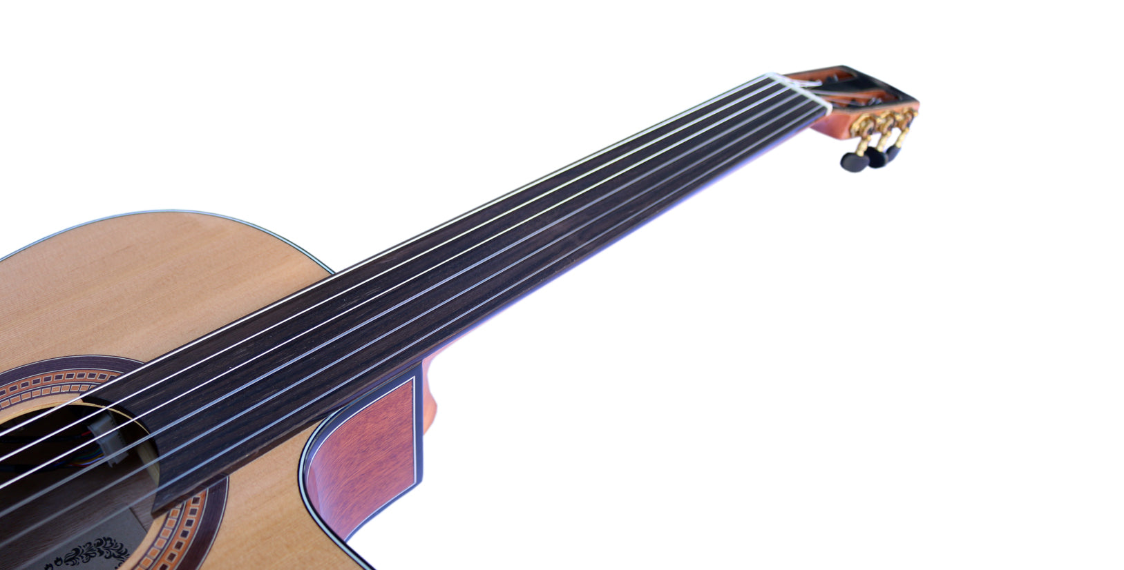 Båndløs klassisk guitar CP-4 — detalje af det båndløse gribebræt